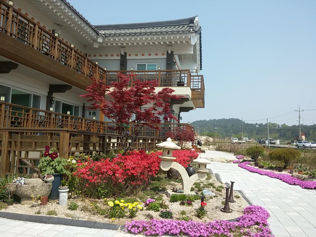 Starlight Journey Pension Gyeongju Exterior photo